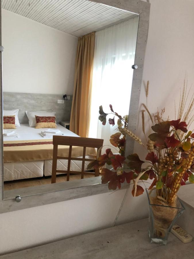 Guest Rooms Southern Nights バルバラ エクステリア 写真