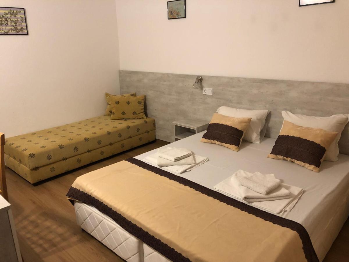 Guest Rooms Southern Nights バルバラ エクステリア 写真